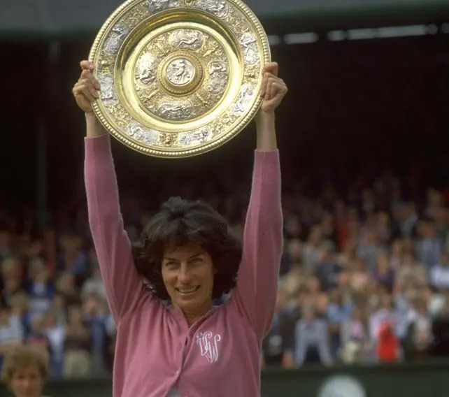 Wade after her 1977 Wimbledon victory. Photo Credit: tennis.com