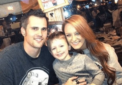 Bentley Cadence Edwards with his parents, Richard and Maci Bookout Source: Celebrity Insider