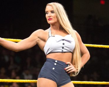 Lacey Evans