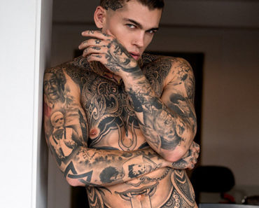 Stephen James