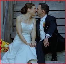 David Yount and Eric Hill wedding photo. Image Source: whodateswhom.com