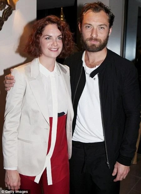 Ruth Wilson and her ex-boyfriend Jude LawSOURCE: Daily Mail