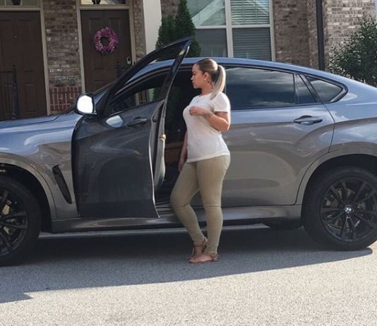 Sarah Vivan infront of her car Image: Sarah Vivan flaunting her lavish lifestyle Source: Instagram