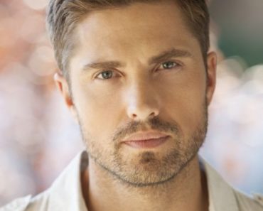 Eric Winter