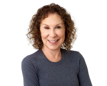 Rhea Perlman