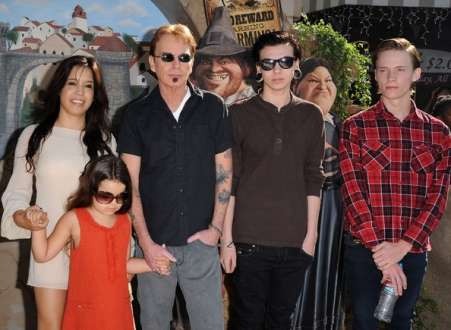 Bob along with his son and wife attending a event Source: Getty Images
