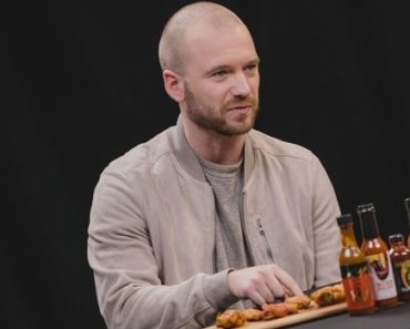 Sean Evans