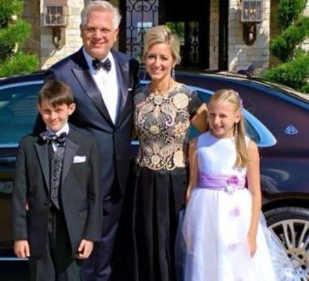 The family photo of Glenn Beck Source: Daily Mail