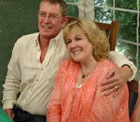Cathryn Sealey and her husband, John Nettles Source: Tenidi58orut