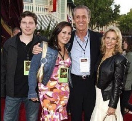 Pat Riley and Chris Rodstrom shared two kids, Elisabeth and James Riley, from their marital bond. Source: Players Wiki