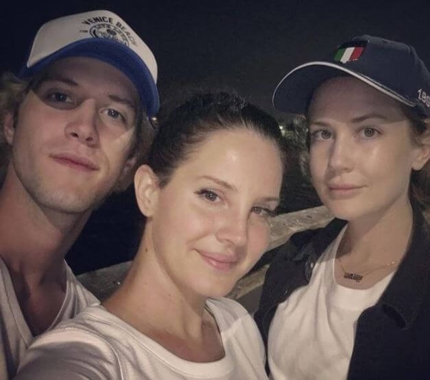 Charlie Hill-Grant with his siblings Lana Del Rey and Caroline Grant. Source: Pinterest