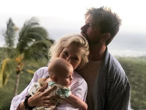 Hang Knighton's former husband, Zachary Knighton with his second wife and son. Source: Instagram