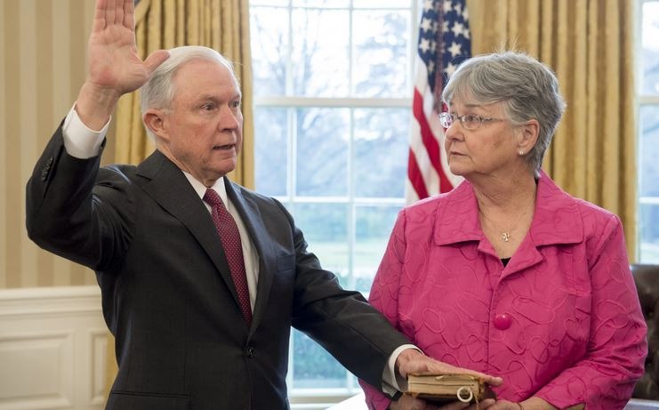 Jeff Sessions With Wife Mary Blackshear Sessions
