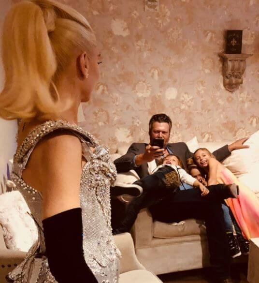 Jill Stefani sister Gwen Stefani with fiance and children. Source: Instagram