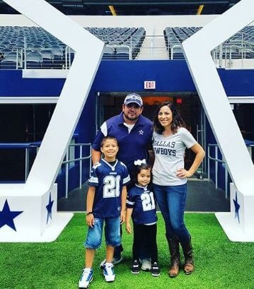 Ricardo Joel Gomez with his wife and children. Source: Instagram