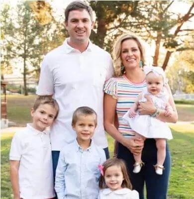 Sarah Sherman with husband Zac Taylor and kids. Source: Heavy.com