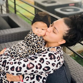 Derrick Henrys Girlfriend Adrianna Rivas With Their Daughter