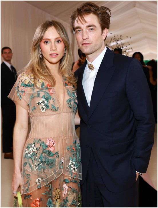 Robert Pattinson Wife