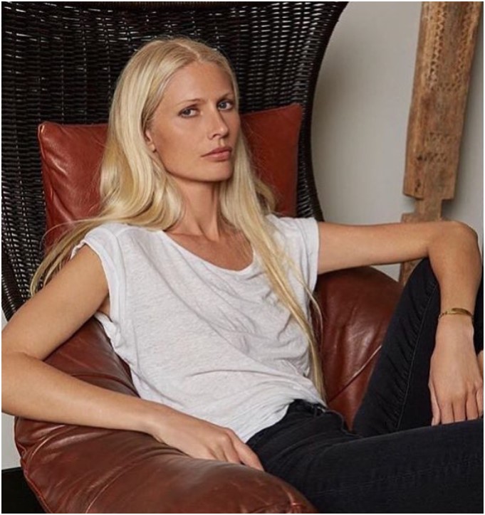 Kirsty Hume Biography